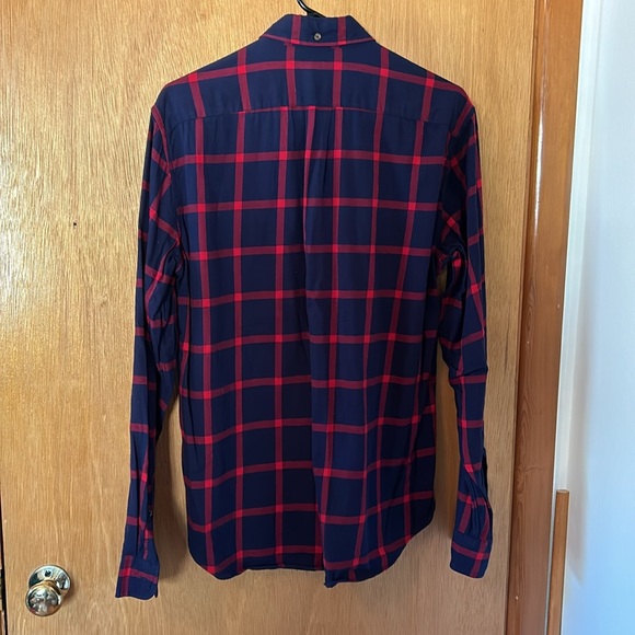EUC brushed twill button down plaid shirt in classic navy and red check. - Picture 5 of 8